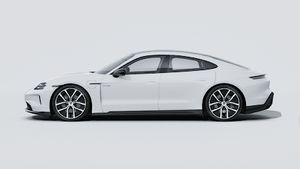 Exterior view of Taycan Black Edition showing the left side of the car