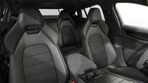 Interior view showing the front seats of Panamera GTS