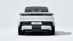 Exterior view of Cayenne S Coupé Electric showing the rear of the car