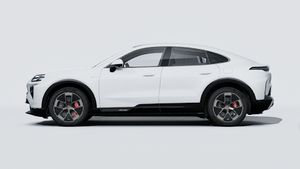 Exterior view of Cayenne Turbo Coupé Electric showing the left side of the car