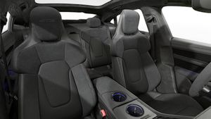 Interior view showing the front seats of Taycan GTS