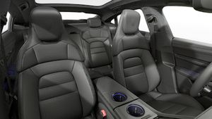 Interior view showing the front seats of Taycan Black Edition