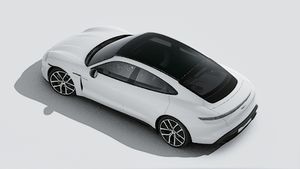 Exterior view of Taycan Black Edition seen from above