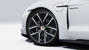 Exterior view of Taycan Black Edition
