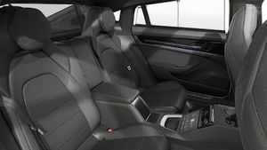 Interior view of Panamera 4 E-Hybrid Executive
